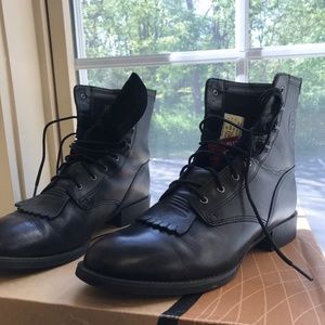 Black Ariat Heritage Lacer, size 9.5 NWT